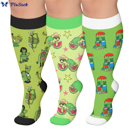 Plus Size Playful Frog Compression Socks - image 0
