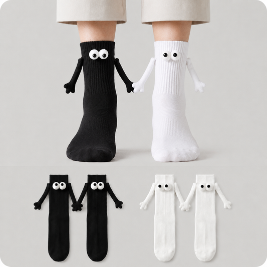 Playful 3D Eye Magnetic Hand Holding Quarter Socks(2 Pairs) - image 0