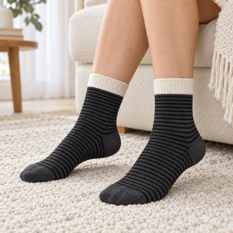 Retro Striped Color Blocking Quarter Socks (4 Pairs) - image 1