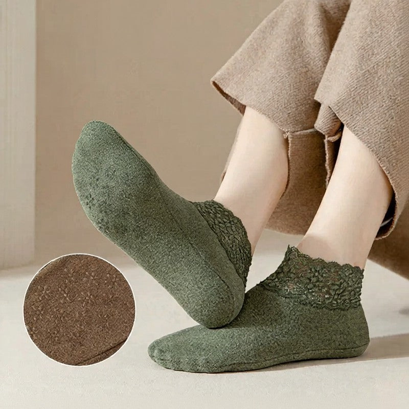Elegant Lace Trim Ankle Socks(8 Pairs) - image 1