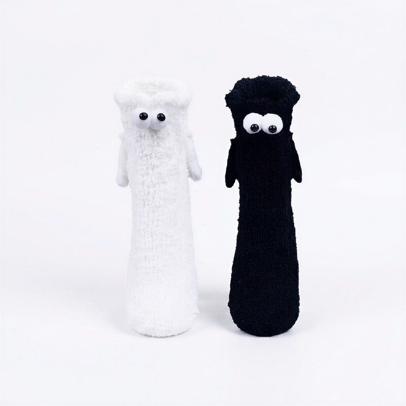 Playful 3D Eye Magnetic Hand Holding Quarter Socks(2 Pairs) - image 3