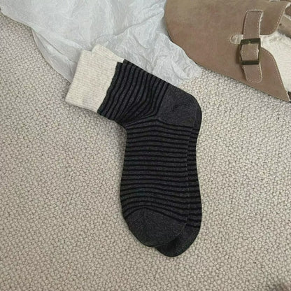 Retro Striped Color Blocking Quarter Socks (4 Pairs) - Black - EU36-39(US3-6) - image 5